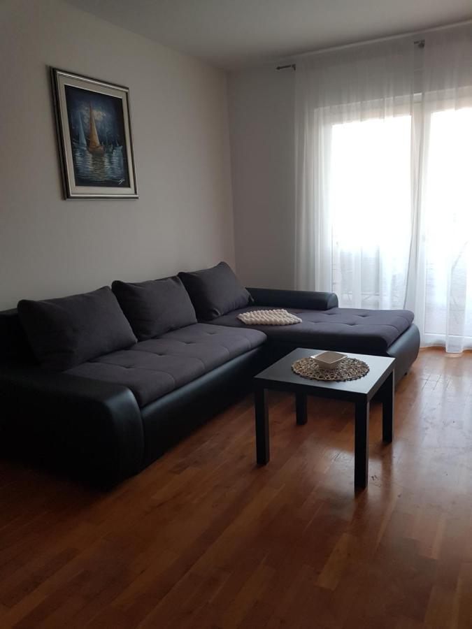 Apartman Nicol Ližnjan Exteriér fotografie